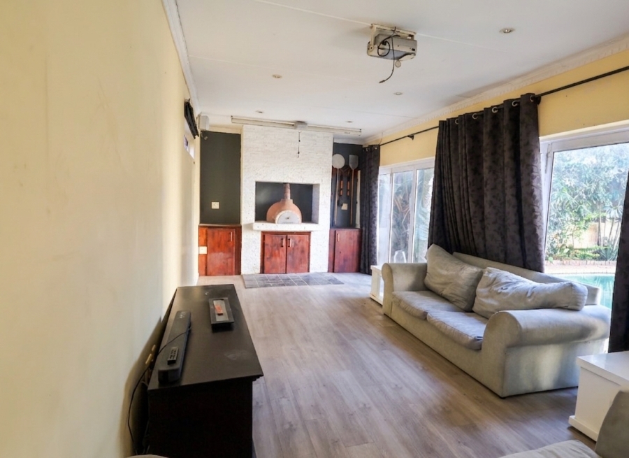 4 Bedroom Property for Sale in Woodleigh Eastern Cape